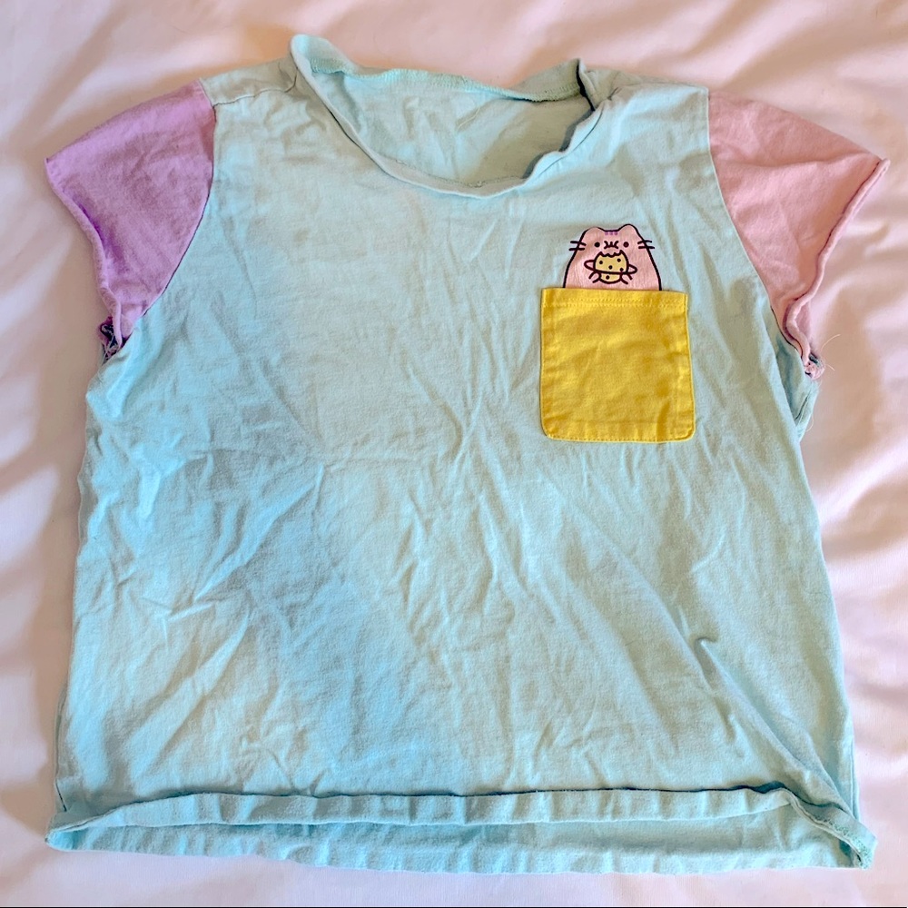 Pusheen crop T-shirt